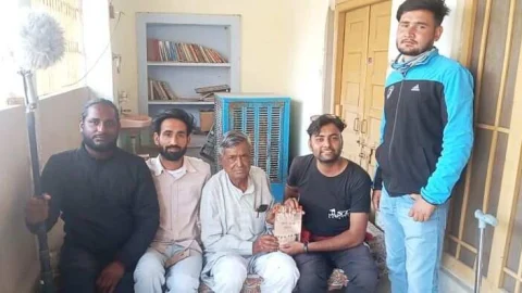 ‘बिणजारो’ की शुटिंग के लिए साहित्यकार भागीरथ सिंह भाग्य के संस्मरण रिकॉर्ड किए