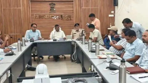 अब झुंझुनू के सरकारी कार्यालय में उपलब्ध रहेगी शिकायत पंजिका, जिला कलेक्टर मीणा ने दिए निर्देश