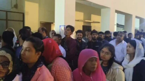 सुबह 7 से 9 बजे के बीच मतदान करने वाले फस्र्ट टाइम वोटर्स को दिया जाएगा प्रमाण पत्र – जिला निर्वाचन अधिकारी