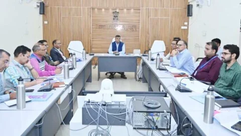 समाज के कमजोर वर्गों को देवें ऋणों में प्राथमिकता – जिला कलक्टर