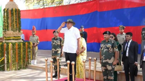 उपराष्ट्रपति पहुंचे तनोट माता के मंदिर में, सीमा सुरक्षा बल के जवानों के लिए कही बड़ी बात