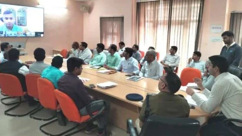 सोशल मीडिया पर किसी भी आपत्तिजनक पोस्ट पर करें तत्काल कार्यवाही – पवन