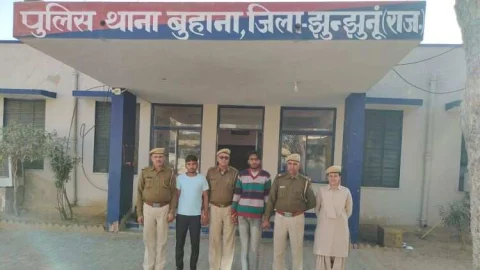 अपहरण कर दुष्कर्म करने के मामले मे फरार आरोपियों को किया गिरफ्तार