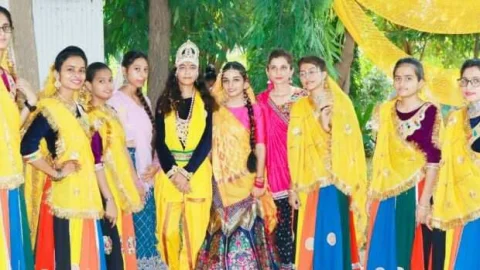 ढूकिया नर्सिंग कॉलेज में कृष्ण जन्माष्टमी हर्षोउल्लास से मनाई