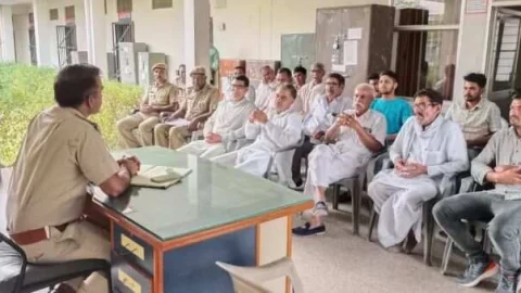 पुलिस थाने में आयोजित हुई सीएलजी सदस्यों व शांति समिति की बैठक