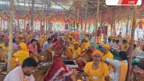 अजीतगढ़ महायज्ञ में दूसरे दिन दी गई 5.51 लाख आहुतियां