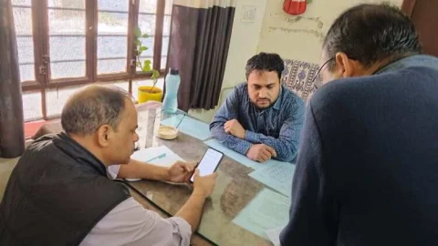 जिला स्तरीय टीम ने किया स्वास्थ्य केन्द्रों का निरीक्षण