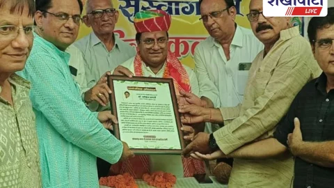 डॉ गोपाल भारती का अभिनंदन: लेजेंडरी पीस अवॉर्ड से सम्मानित कलाकार