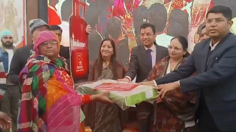 प्रभारी सचिव आलोक गुप्ता व कलेक्टर पुष्पा सत्यानी ने किया निरीक्षण