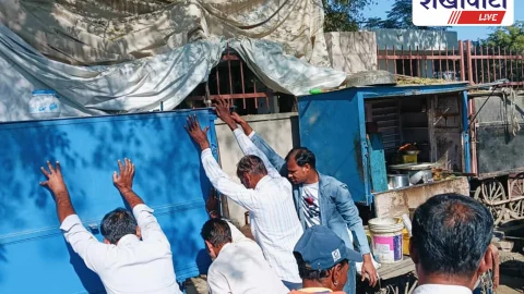 झुंझुनूं नगर परिषद ने अस्थायी अतिक्रमण हटाया, दुकानदारों को चेतावनी