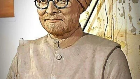 अंतरराष्ट्रीय ख्याति प्राप्त मूर्तिकार नरेश कुमावत ने बनाई पूर्व प्रधानमंत्री डॉ मनमोहन सिंह की मूर्ति
