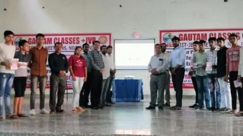 ज्योती विद्यापीठ सीनियर सेकेंडरी स्कूल में करियर काउंसलिंग का आयोजन