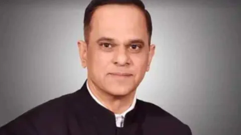 जानिए कौन है V. Srinivas? जो बनेंगे राजस्थान के नए मुख्य सचिव, मात्र 22 साल में बन गए थे IAS, अब राजस्थान में संभालेंगे कमान