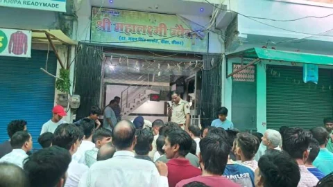 श्री महालक्ष्मी ज्वेलर्स में चोरों ने दिया बड़ी चोरी की वारदात को अंजाम