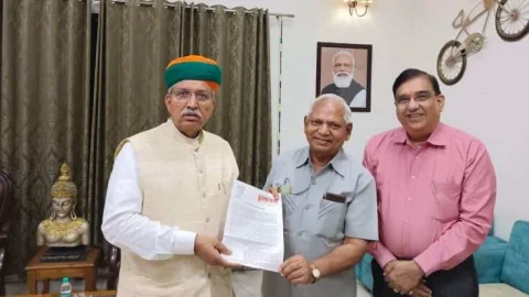 राजस्थानी भाषा को संविधानिक मान्यता के लिए संसद के वर्तमान सत्र में विधेयक पारित करवाने की मांग