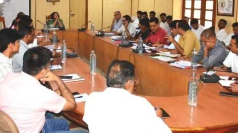 राजस्व प्रकरणों का हो त्वरित निस्तारण, आमजन को मिले राहत