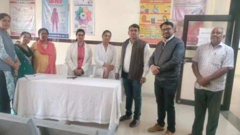 रींगस सीएचसी में हुई कैंसर की स्क्रीनिंग