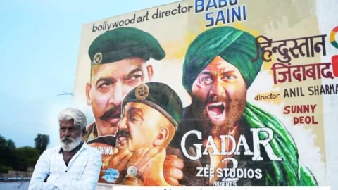 बाबू सैनी ने गदर 2 की सफलता को दीवारों पर उतारा देखने में लगता है जीवंत दृश्य