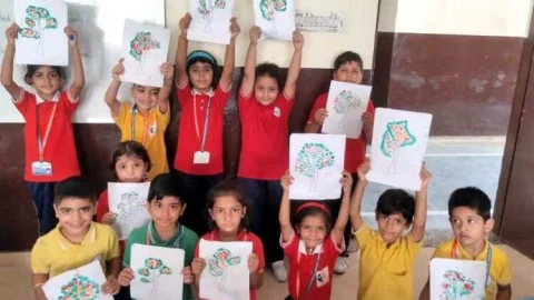 न्यू राजस्थान में ‘‘थम्ब प्रिन्ट एक्टिविटी’’ में नन्हे-मुन्ने बच्चों ने दिखाया उत्साह