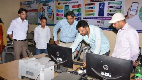 केन्द्रीय व्यय पर्यवेक्षक ने एमसीएमसी, मीडिया प्रकोष्ठ एवं बहु-उद्देशीय नियंत्रण कक्ष का किया निरीक्षण