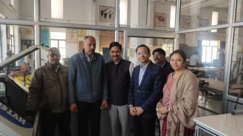 डॉ. विवेक रूंगटा व डॉ. तनू रूंगटा ने किया SMTI कैम्पस का अवलोकन