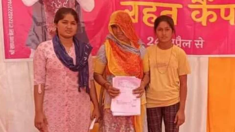 13 साल से गलत चले आ रहे वंदना और नंदिनी के नाम कैंप में हुए दुरुस्त