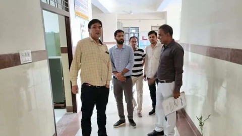 मुख्य चिकित्सा एवं स्वास्थ्य अधिकारी ने किया चिकित्सा संस्थाओं का निरीक्षण