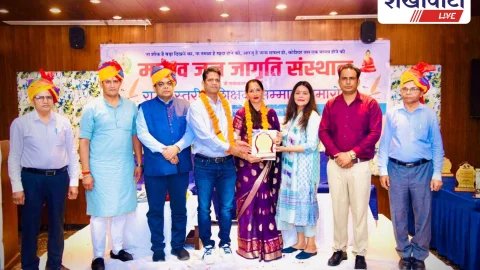 झुंझुनूं के व्याख्याता पवन आलड़िया को राज्य स्तरीय शिक्षक गौरव सम्मान