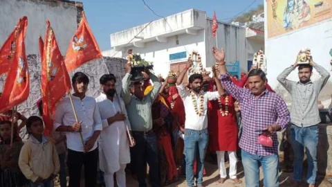 जोधपुरा में कलश यात्रा के साथ शिव परिवार की हुई प्राण प्रतिष्ठा