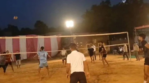 शहीद सैनिक मदनलाल धायल की पुण्यतिथि पर वॉलीबॉल प्रतियोगिता का आयोजन