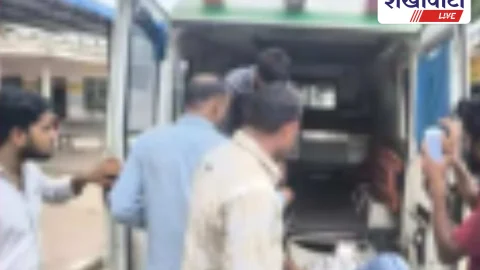 खेतड़ी में बाइक नाले में गिरी, तीन युवक घायल