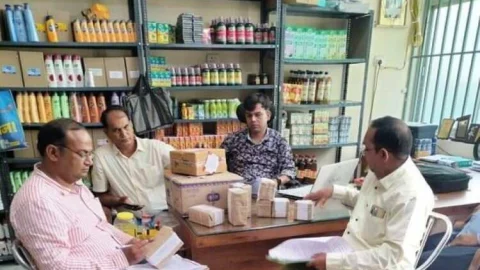 मिलावट की आशंका पर 18 किलो घी जब्त