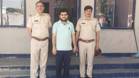 रेलवे में नौकरी लगाने का झांसा देकर रूपये ठगने के आरोपी को किया गिरफ्तार