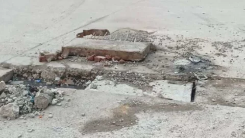 आये दिन टूटते नालों पर लगे फैरोकवर बने परेशानी का सबब