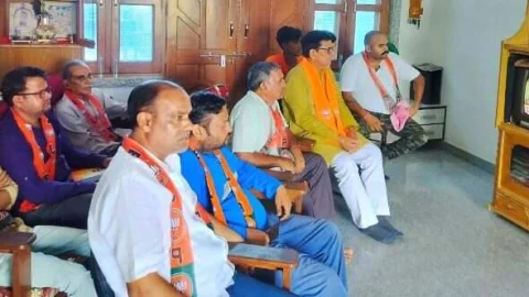 ढूकिया के सानिध्य में ‘‘मेरा बूथ, सबसे मजबूत’’ कार्यक्रम को सुना गया