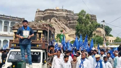 अनुसूचित जाति एवं जनजाति संघर्ष समिति के आह्वान पर लक्ष्मणगढ़ कस्बा रहा बंद