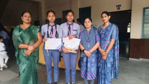 ज्योति विद्यापीठ सीनियर सेकेंडरी स्कूल की छात्रा देव प्रिया रही प्रथम स्थान पर