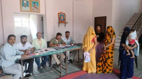 सुकन्या स्मृद्धि योजना के अंतर्गत 30 खाते खोले