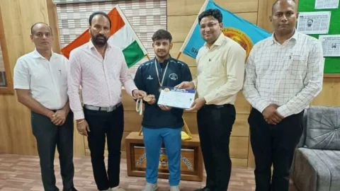 जेजेटी के अंकित शर्मा ने रोप स्पेकिंग प्रतियोगिता में जीता गोल्ड व कांस्य पदक