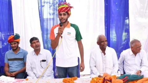 अंतरराष्ट्रीय खिलाड़ी वीरेंद्र रणवा का गांव पहुंचने पर हुआ नागरिक अभिनंदन