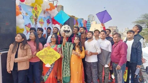 लियो क्लब सीकर द्वारा पतंगबाजी प्रतियोगिता का आयोजन