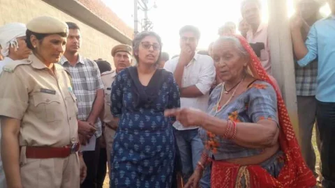 बढ़ती गर्मी के साथ पानी की परेशानी से रुबरु होने पहुंची जिला कलेक्टर