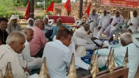 किसान महासभा पंचायत : सत्रह सदस्यीय कमेटी की तैयारी समिति का गठन, 25 अगस्त को होगा बङा सम्मेलन