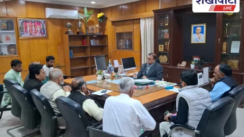 Sikar News: मतदाता सूची पुनरीक्षण की समीक्षा बैठक