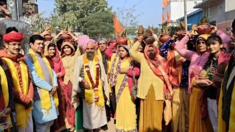 रामलला की प्राण प्रतिष्ठा के उपलक्ष्य में भव्य कलश यात्रा व अखंड रामायण पाठ का आयोजन