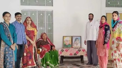 भारत रत्न डॉ. राजेंद्र प्रसाद व स्वतंत्रता सेनानी कमला नेहरू की पुण्यतिथि मनाई