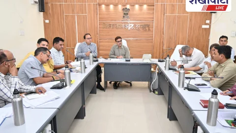 Jhunjhunu News: झुंझुनूं में कलेक्टर ने समीक्षा बैठक में दिए सख्त निर्देश