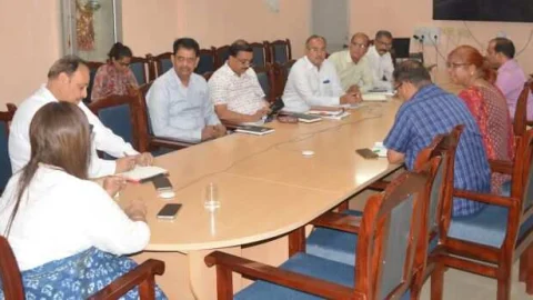 अतिवृष्टि के मध्येनजर स्थिति पर रखें नजर, प्रतिदिन रिपोर्ट दें – सत्यानी