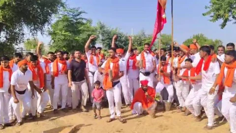 जसनाथ महाराज धाम के लिए पैदल यात्री जत्था रवाना