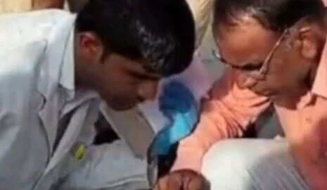 पूर्व मंत्री के घर को चोरो ने बनाया निशाना